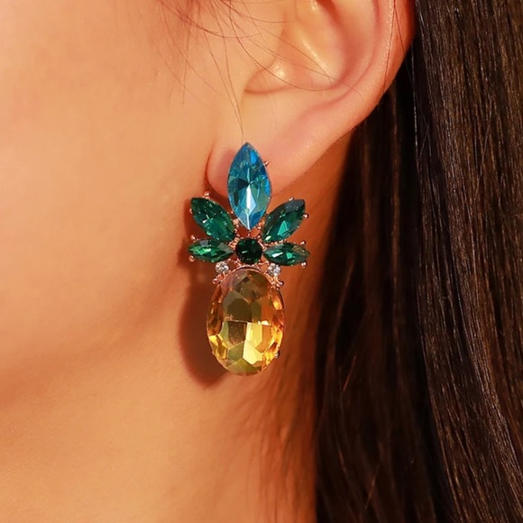 Glass Crystal Pineapple Stud Earrings - Picture 4 of 10